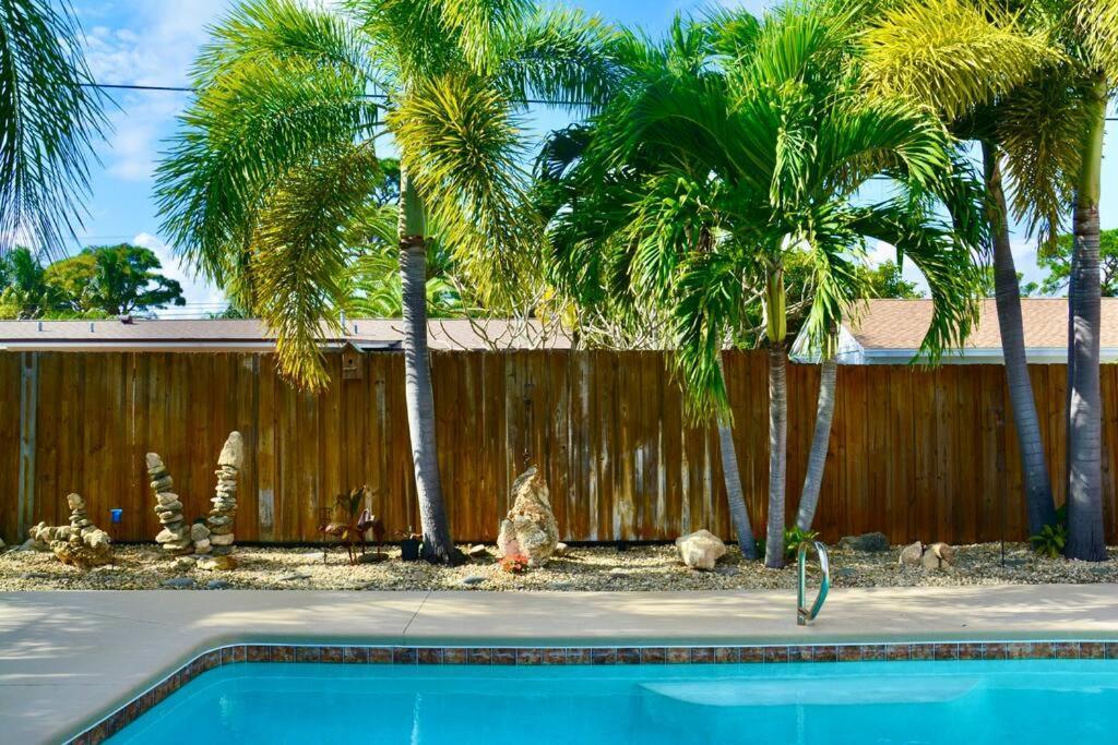 Tropical Island Escape Near Disney, Beach, Cruise Merritt Island 외부 사진