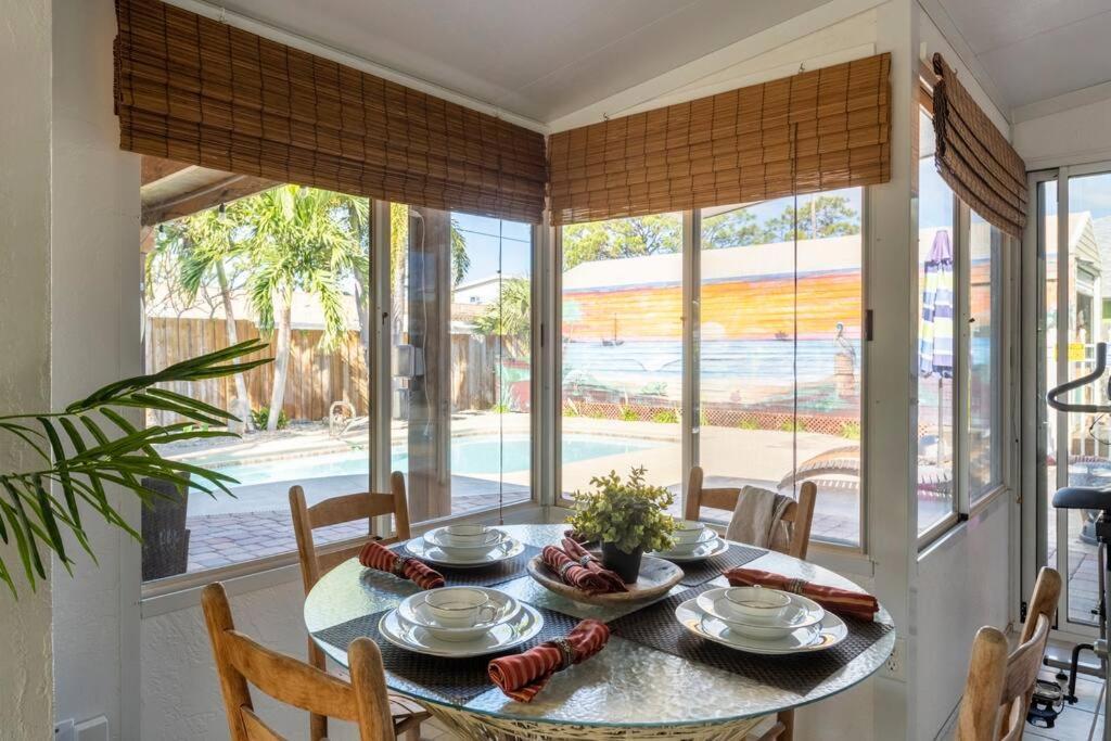 Tropical Island Escape Near Disney, Beach, Cruise Merritt Island 외부 사진